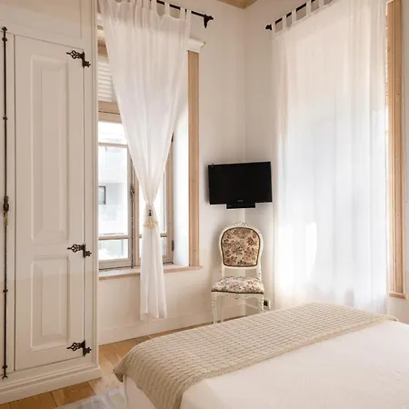 Nars Ilica Adults Only 12plus מלון